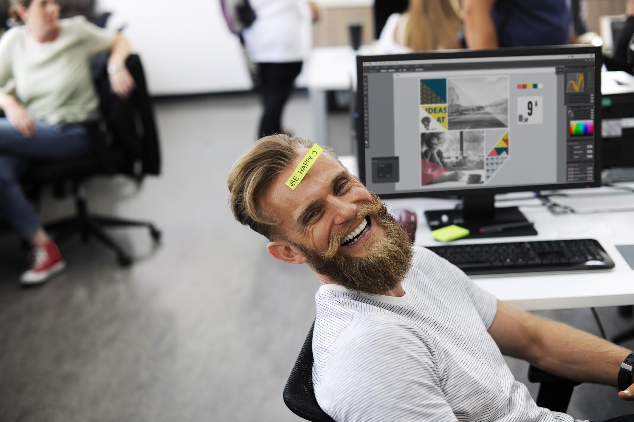Pleskj shows how to keep clients happy when you're running a digital agency. Check outthis guy's happy face.